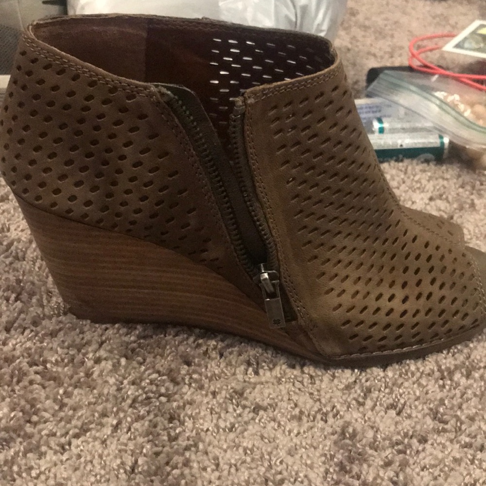 Lucky Brand booties